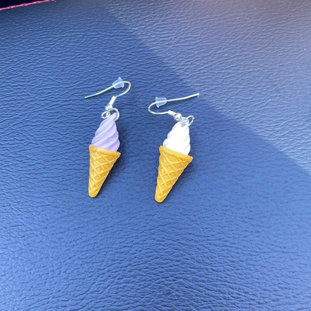 cute ice cream earrings never worn